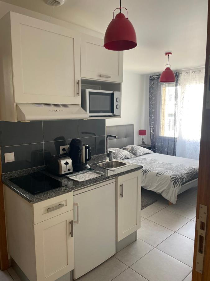 Studio A 300 M De La Gare De Мант-ла-Жоли Экстерьер фото