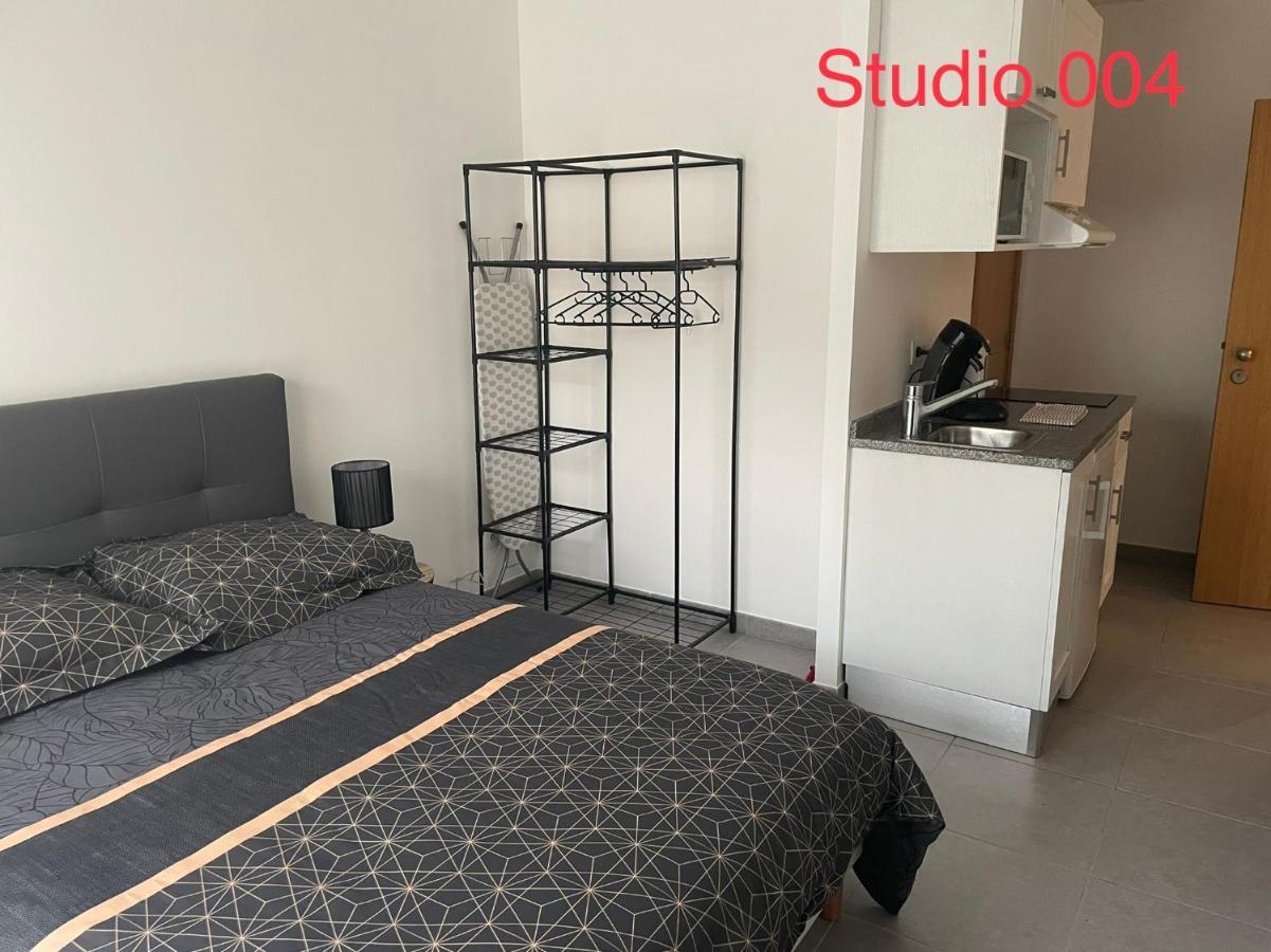Studio A 300 M De La Gare De Мант-ла-Жоли Экстерьер фото